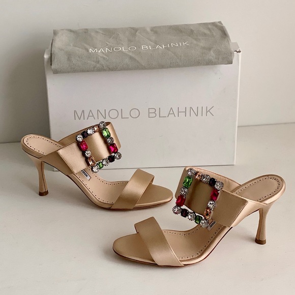 ✨New MANOLO BLAHNIK Verda Satin Crystal Slide Heel Sandals Nude Size 37.5 - Picture 2 of 16